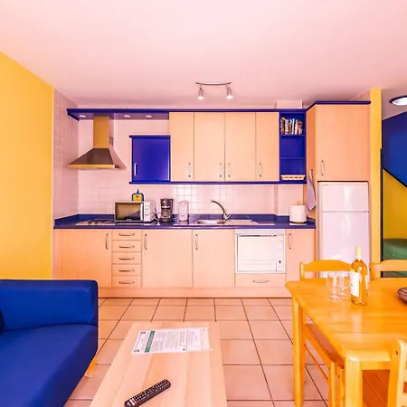 Nautilus 1 * Puerto De Naos