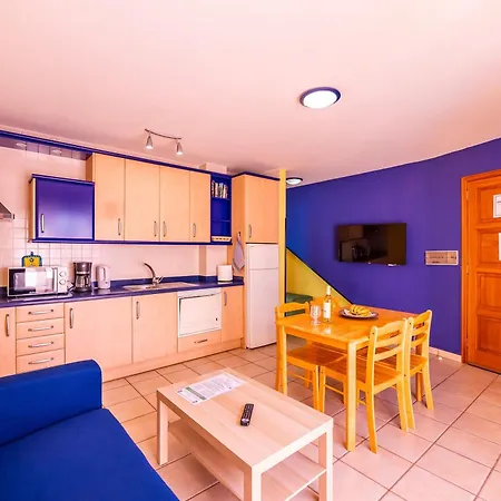 Nautilus 1 * Puerto De Naos